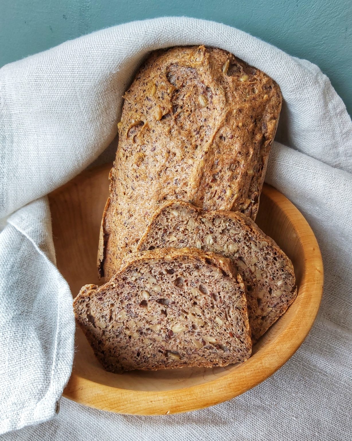 Vegan, gluten-/zuckerfrei Essen - Buchweizen-Leinsamen Brot